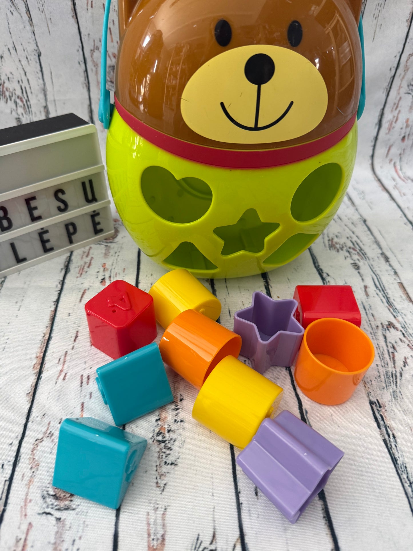 🐻🧩 Formelių rūšiavimo meškutis