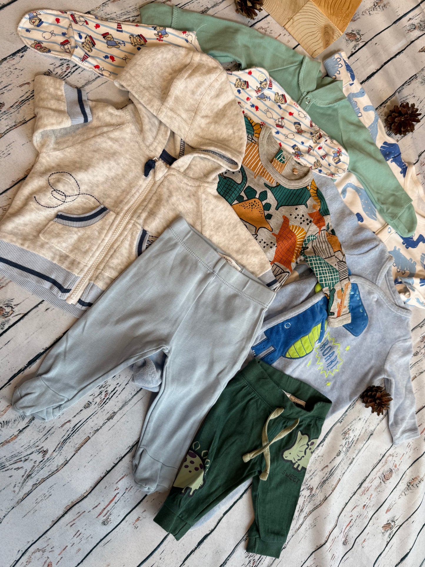 💚 Mini Dino debesų rinkinukas (50-56 dydis) ☁️