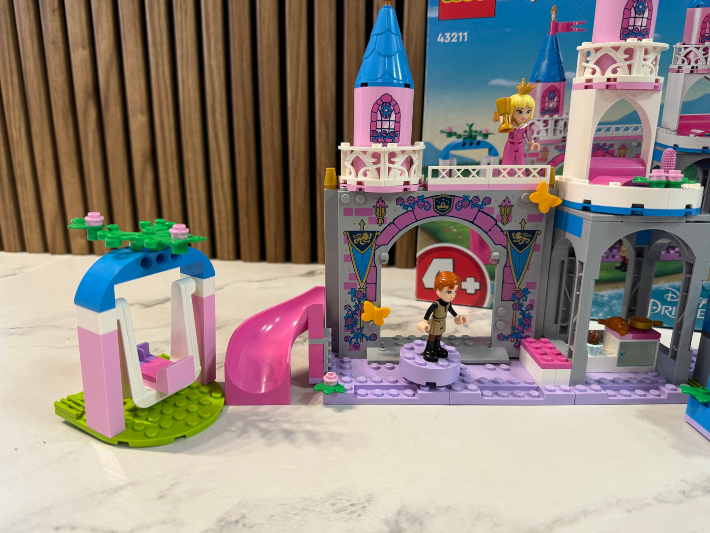 LEGO rinkinys „ Disney Auroros pilis“ 43211 🏰✨