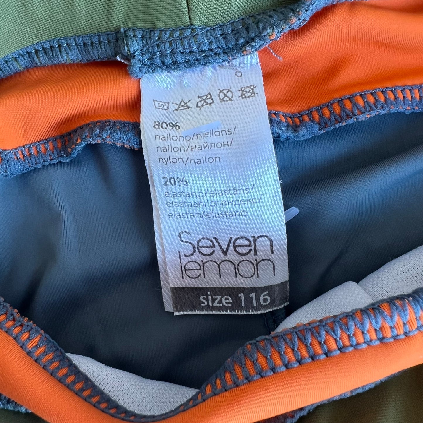 maudymosi kelnaitės, Seven lemon