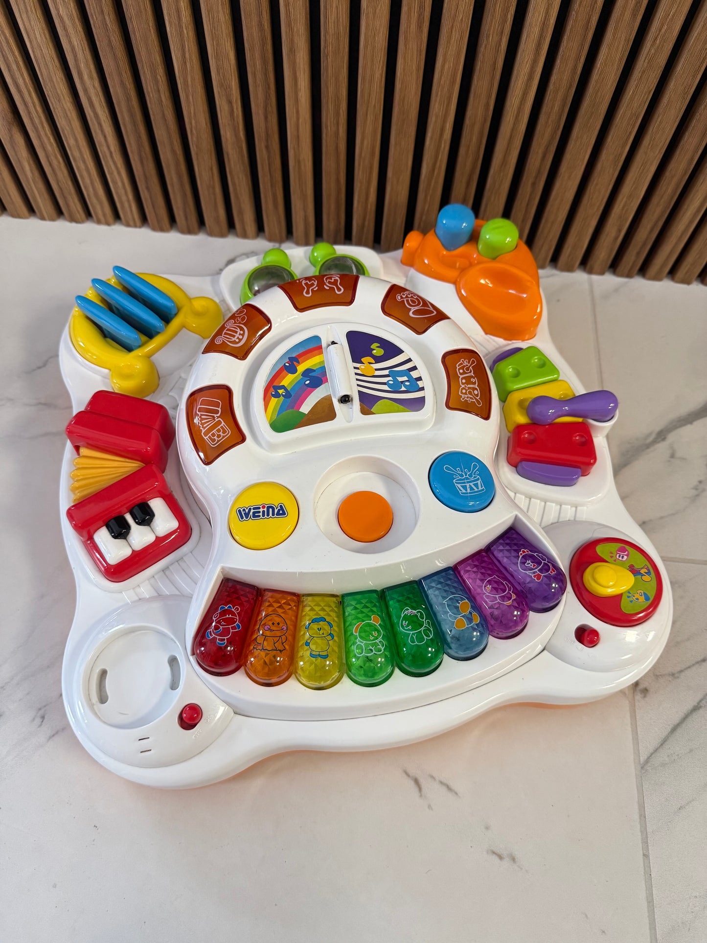 Spalvota muzikinė veiklos aikštelė „Weina“ 🧸