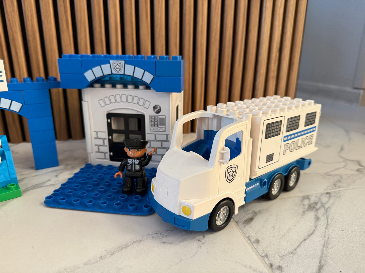 Lego DUPLO Policijos Miestelio Rinkinys 🚓