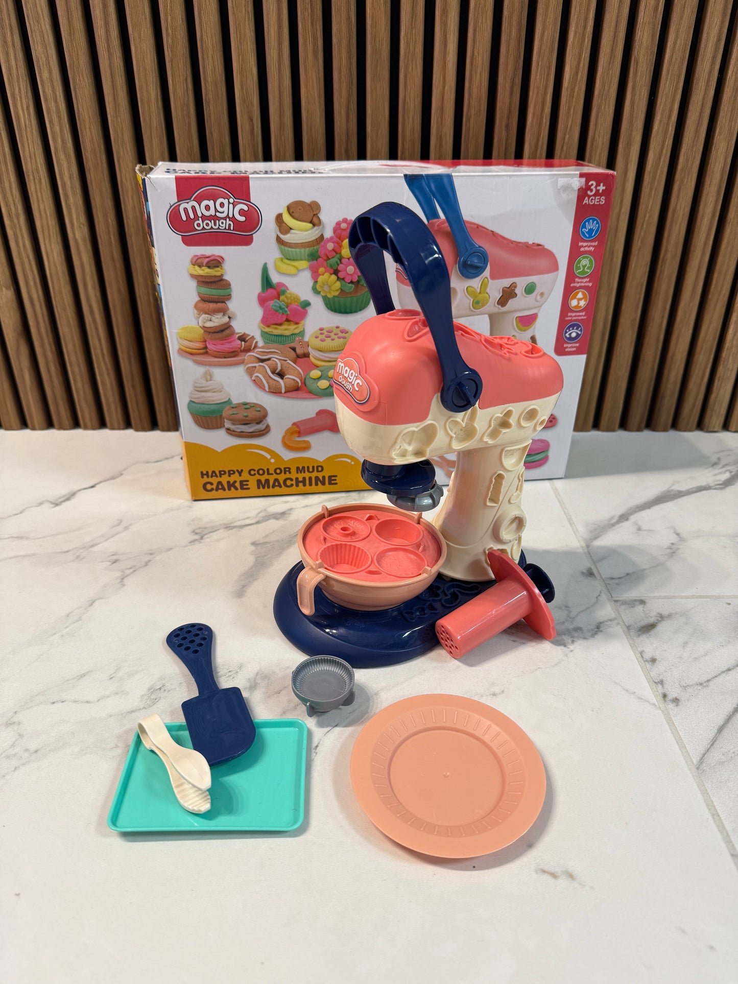 🍰 Magical Cake Machine kūrybinė modelino kepyklėlė