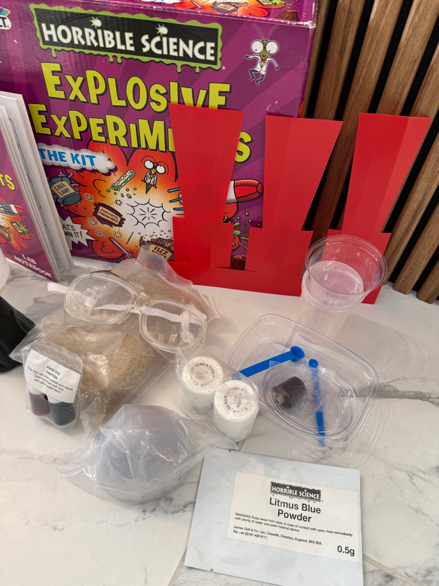 💥 „Sprogstančių eksperimentų“ rinkinys vaikams