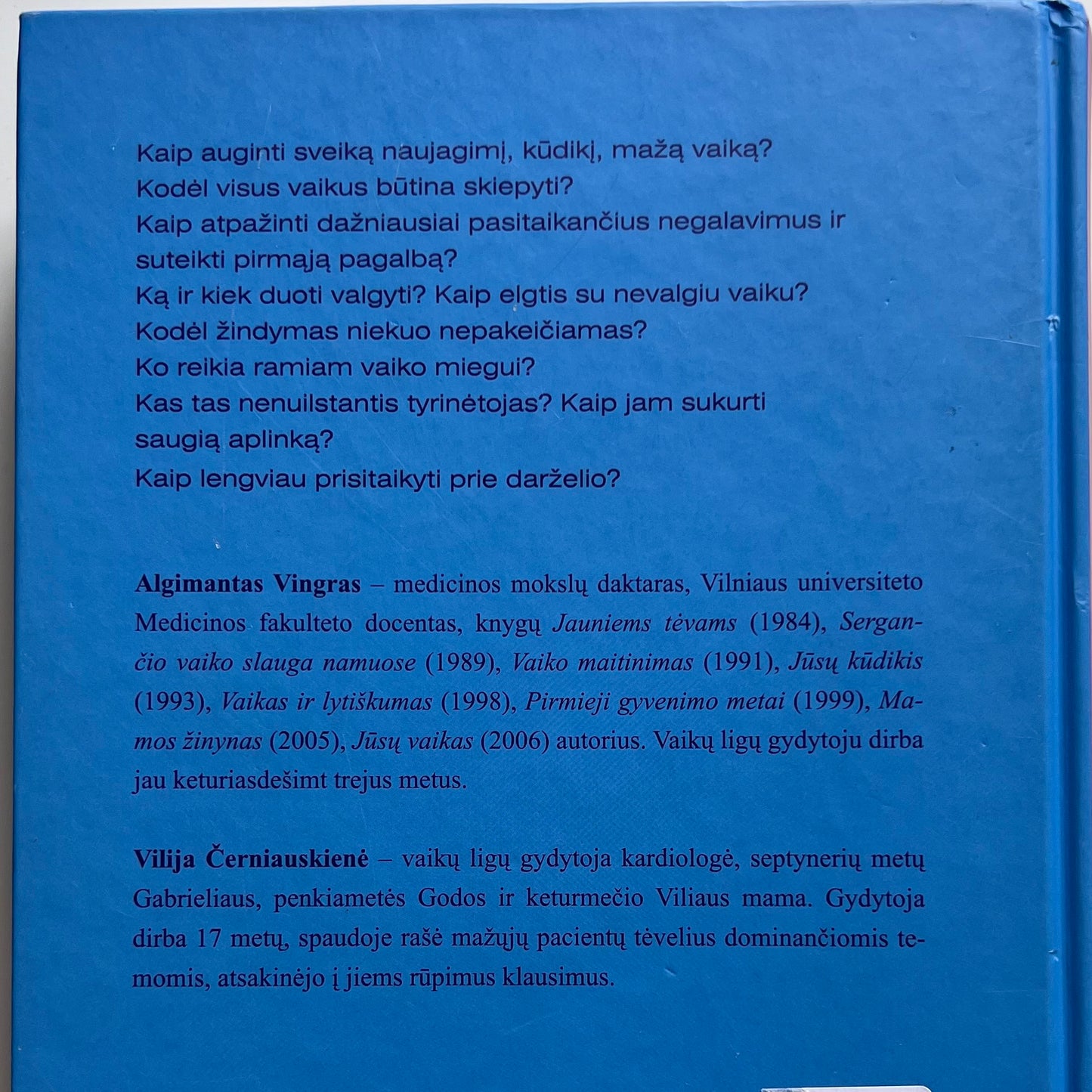 Knyga Pirmieji treji treji gyvenimo metai