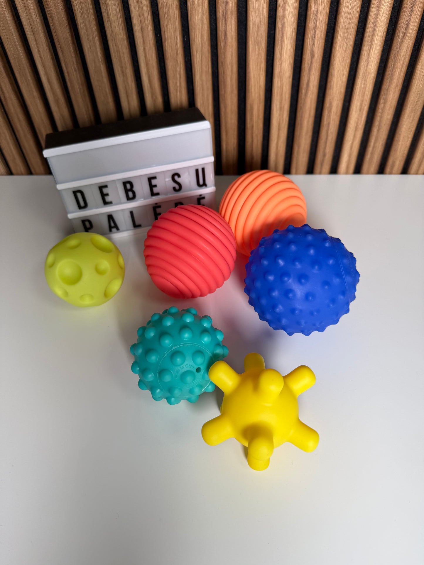 🧸 Sensorinių kamuoliukų rinkinys kūdikiams