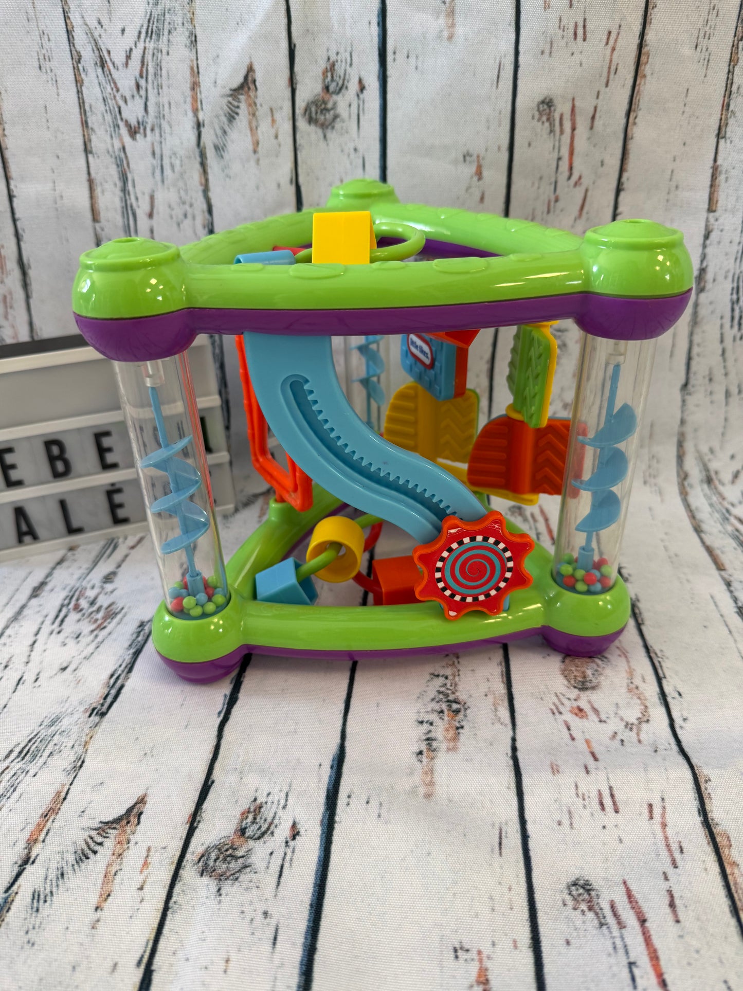 Interaktyvus veiklos kubas mažyliams 🌈🧠