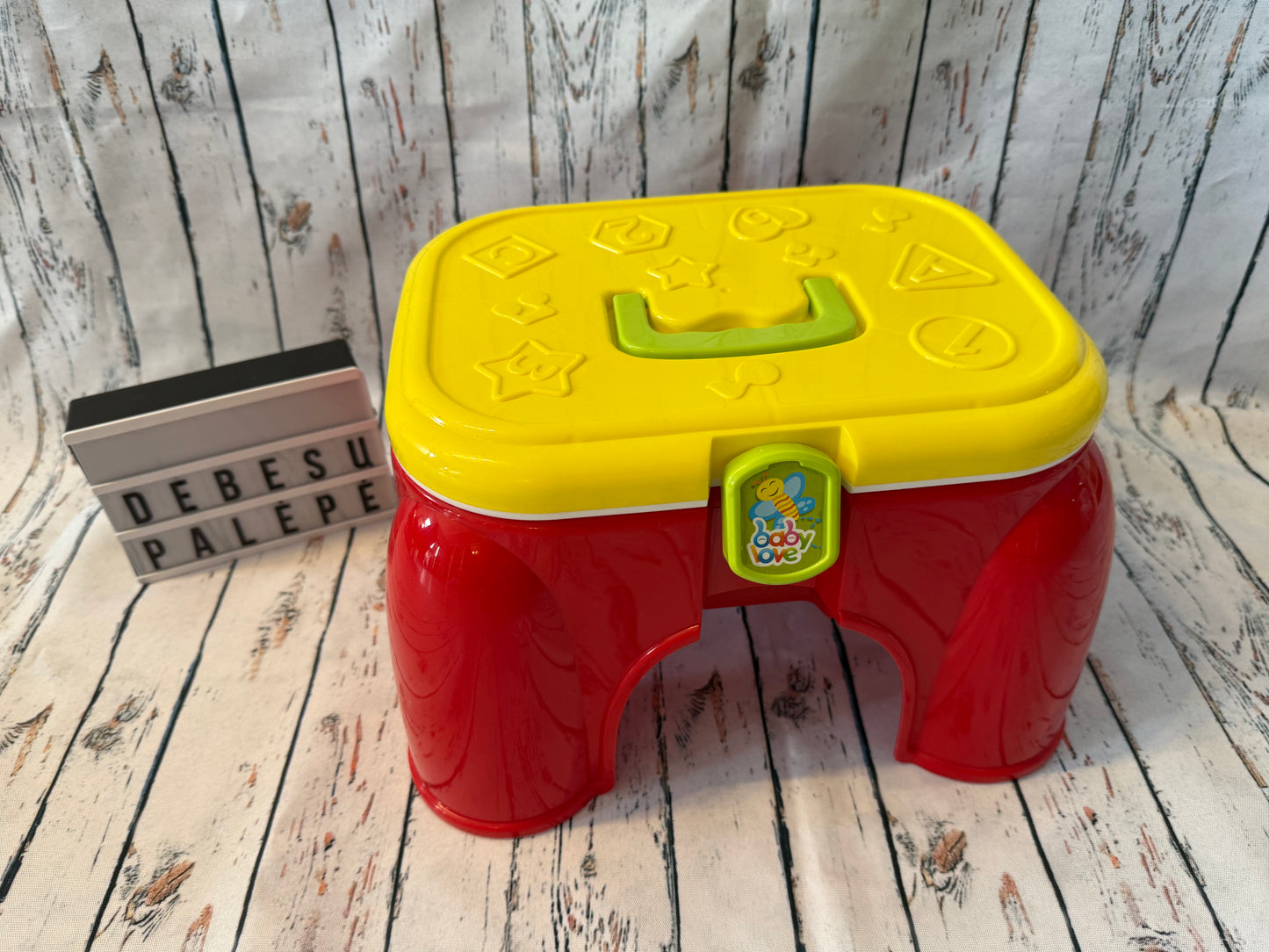 Lavinamoji 2in1 kėdutė–veiklos staliukas 🌈✨