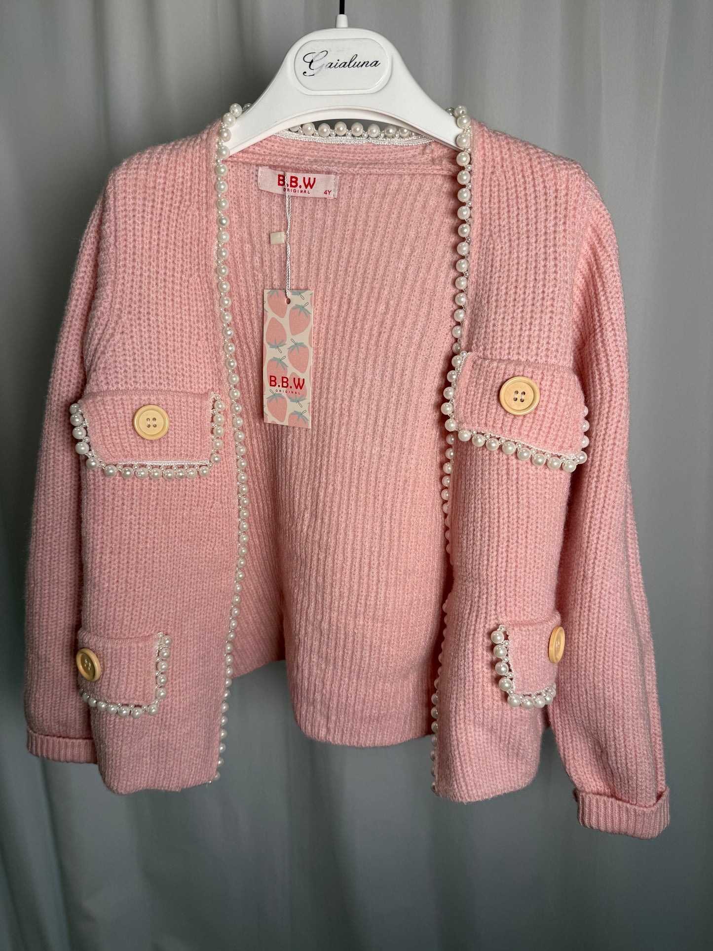 Kardiganas B.B.W.