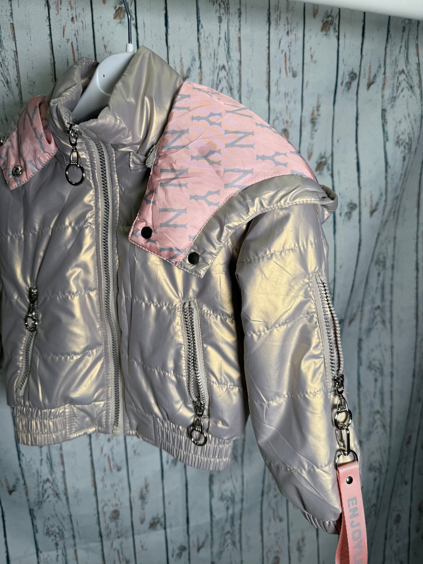 Striukė Happy House