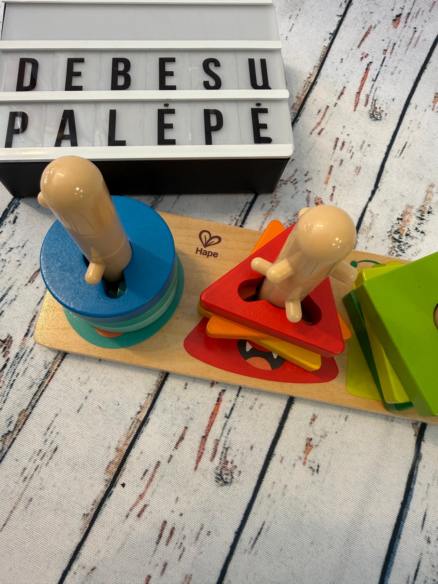 Medinė formelių rūšiuoklė mažyliui 🧩🌿