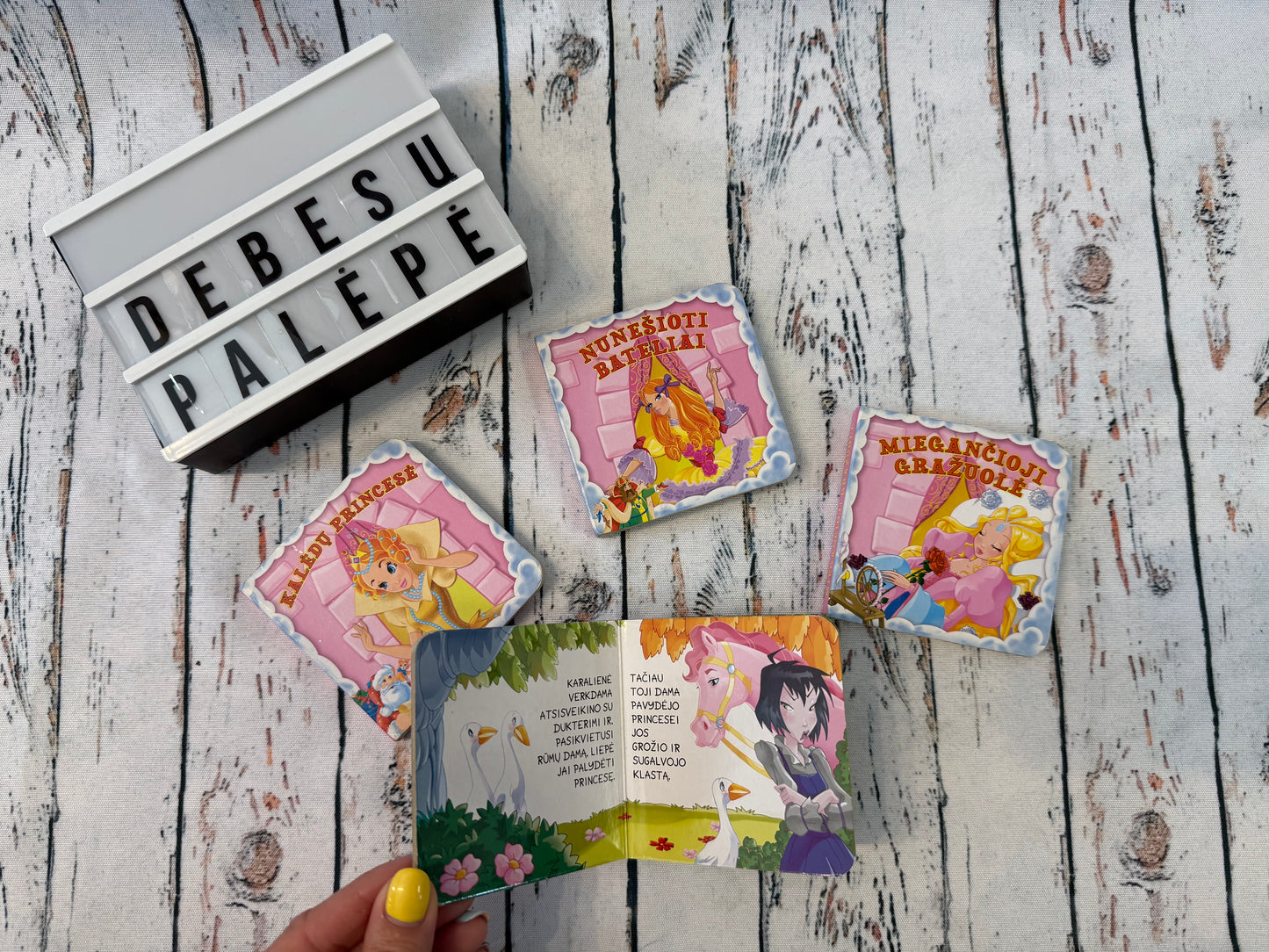 Mažosios pasakų knygelės apie princeses 👑📖