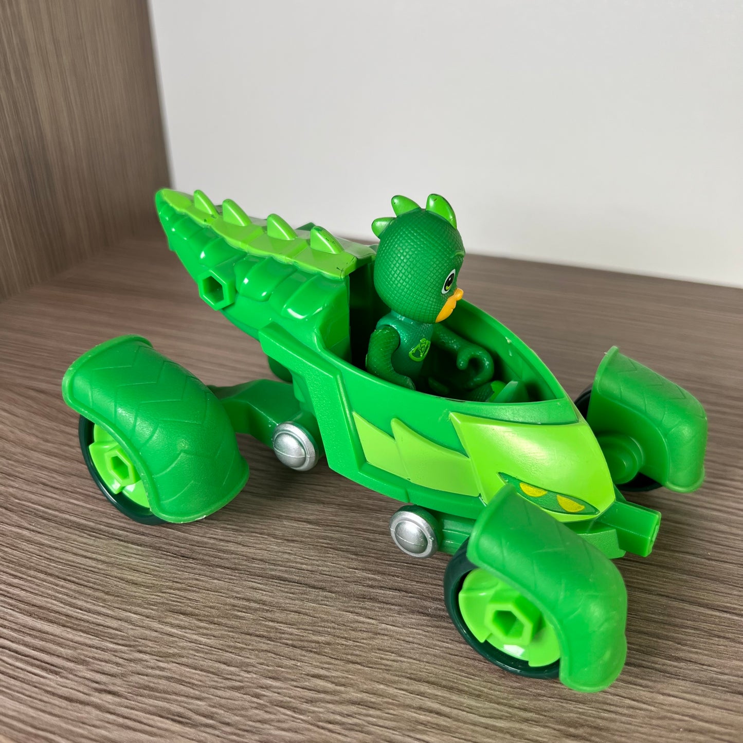 Mašinėlė PJ masks su herojumi, Gekko