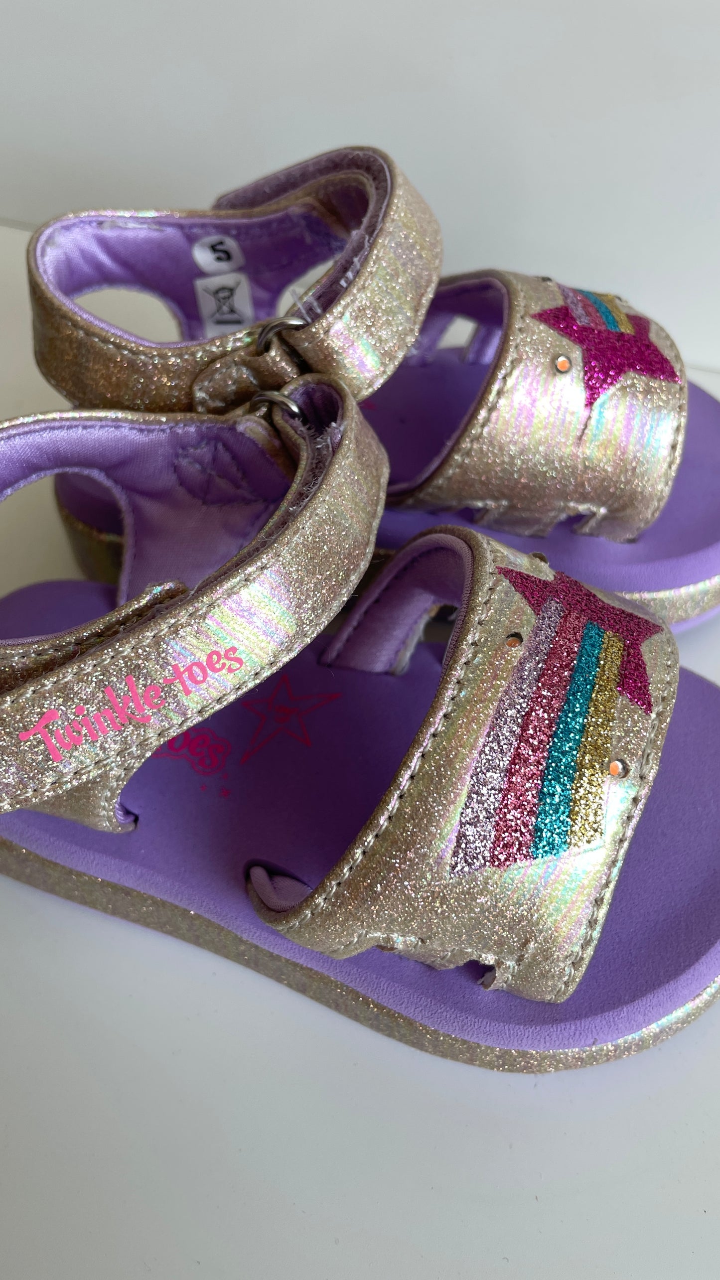 Basutės Twinkle toes