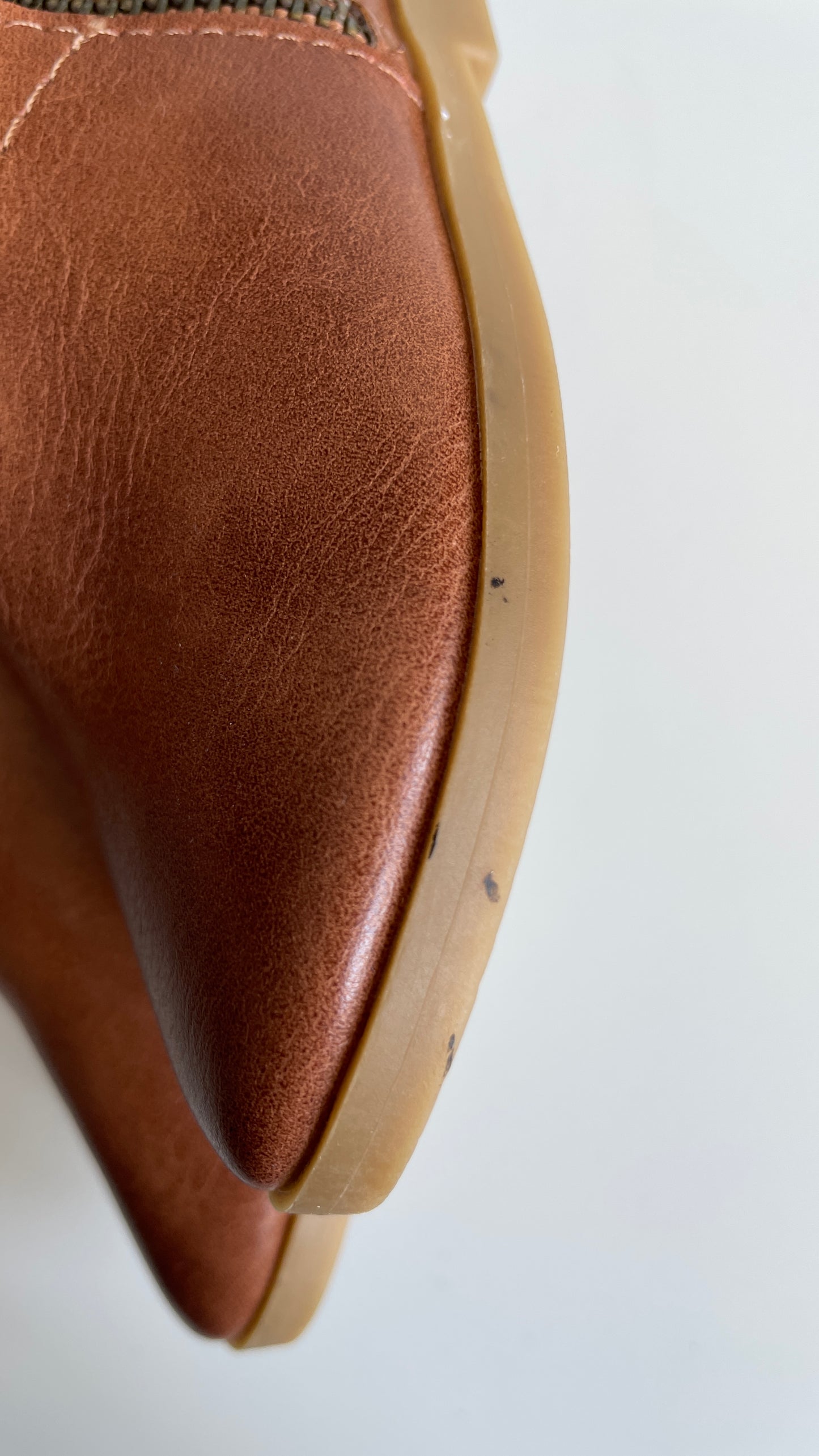 Aulinukai Riverisland