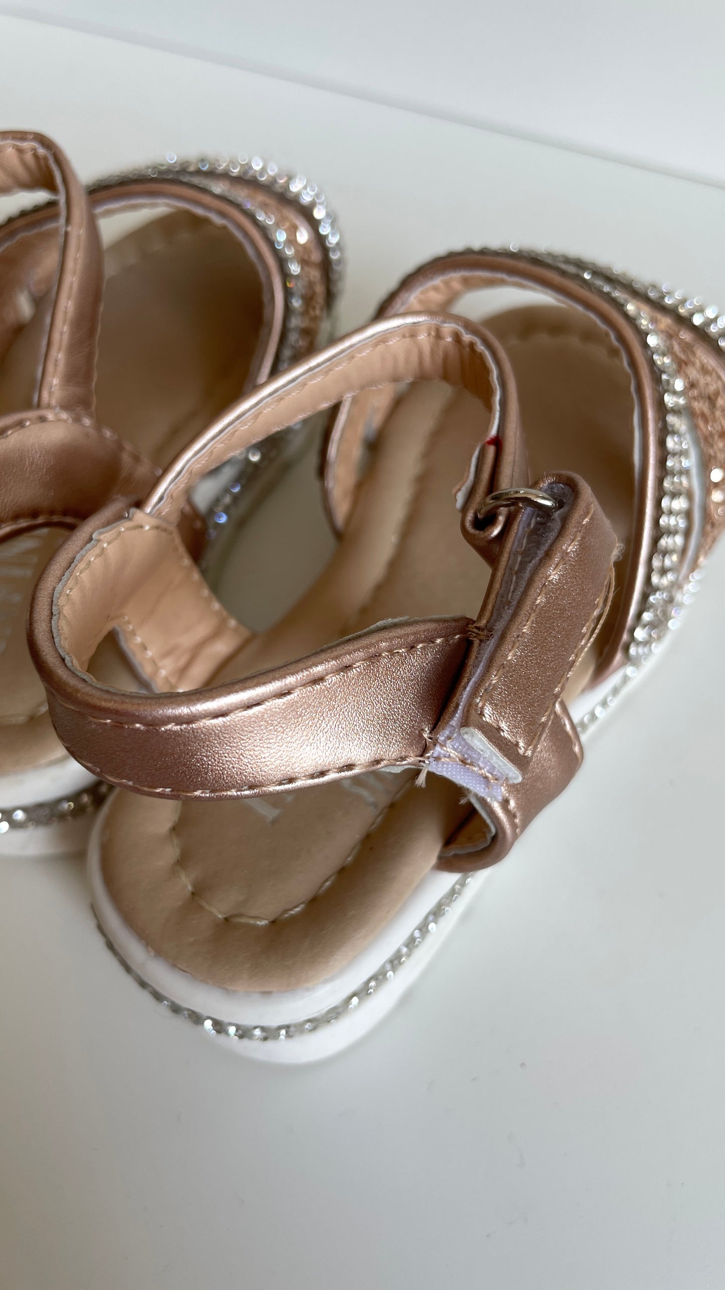 Basutės Infiniti Shoes