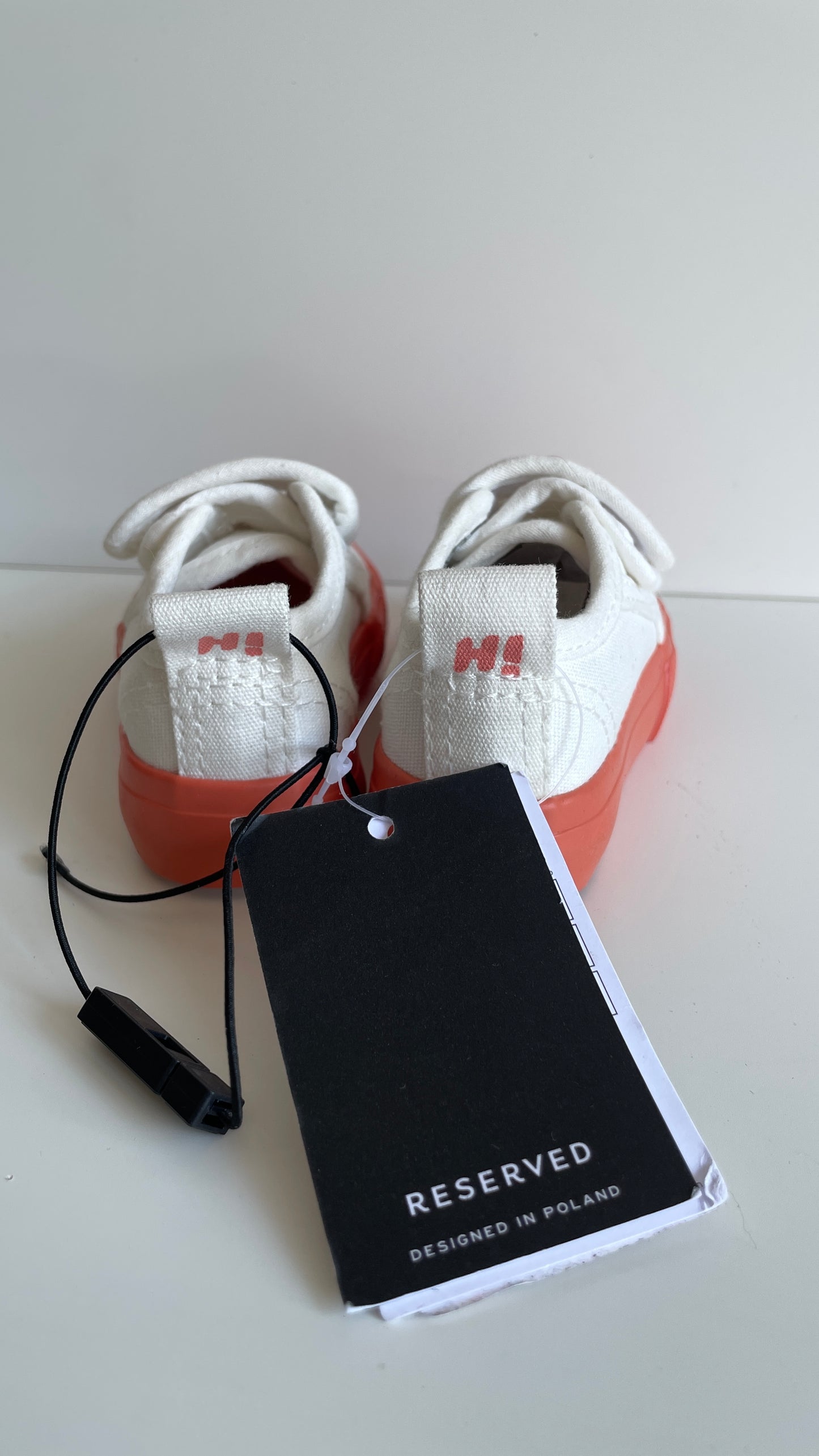 Laisvalaikio batai Reserved