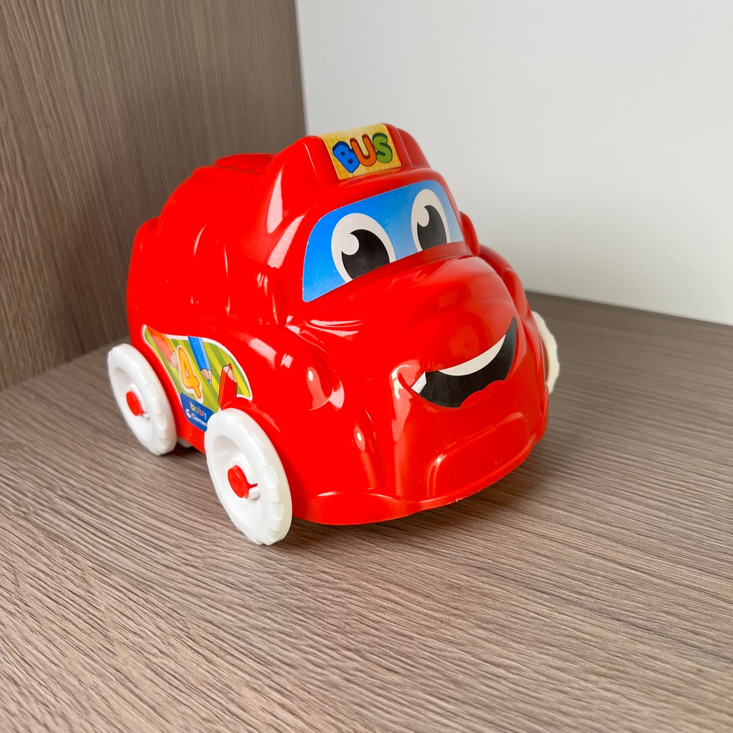 Automobilių piramidė Clementoni