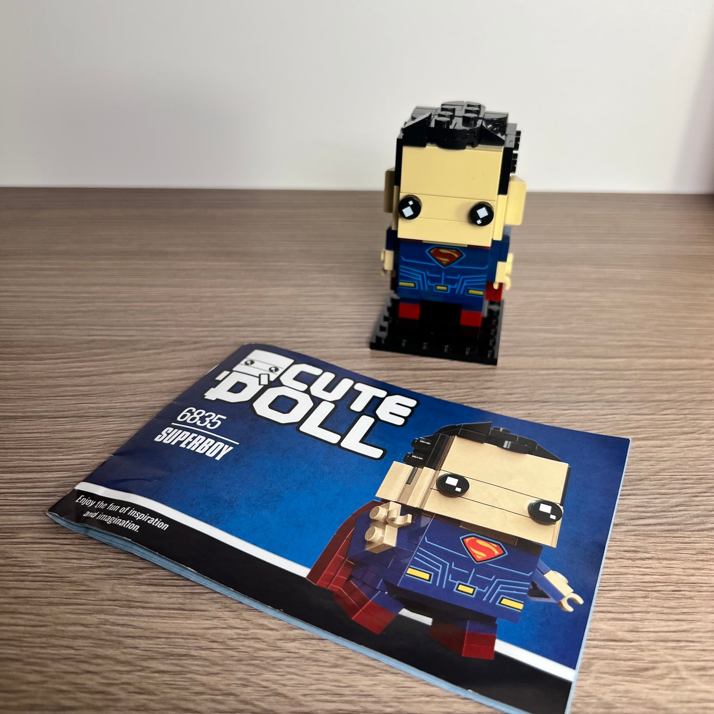 Brickheadz superboy figūrėlė