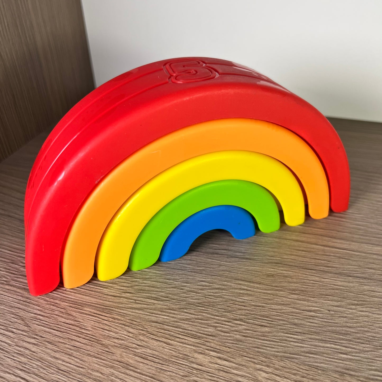 Vaivorykštė bokštelis dėlionė