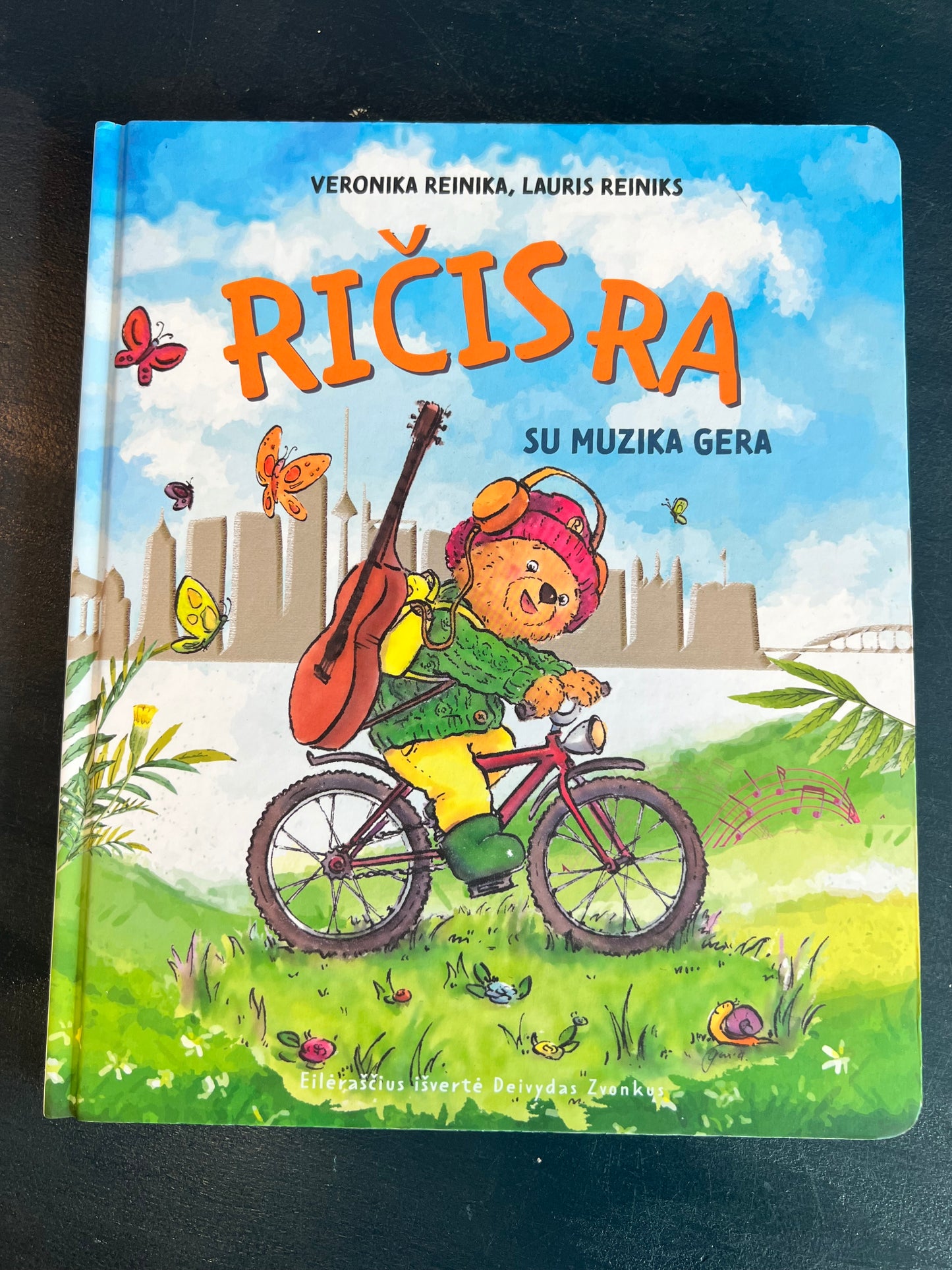 Knyga Ričis Ra