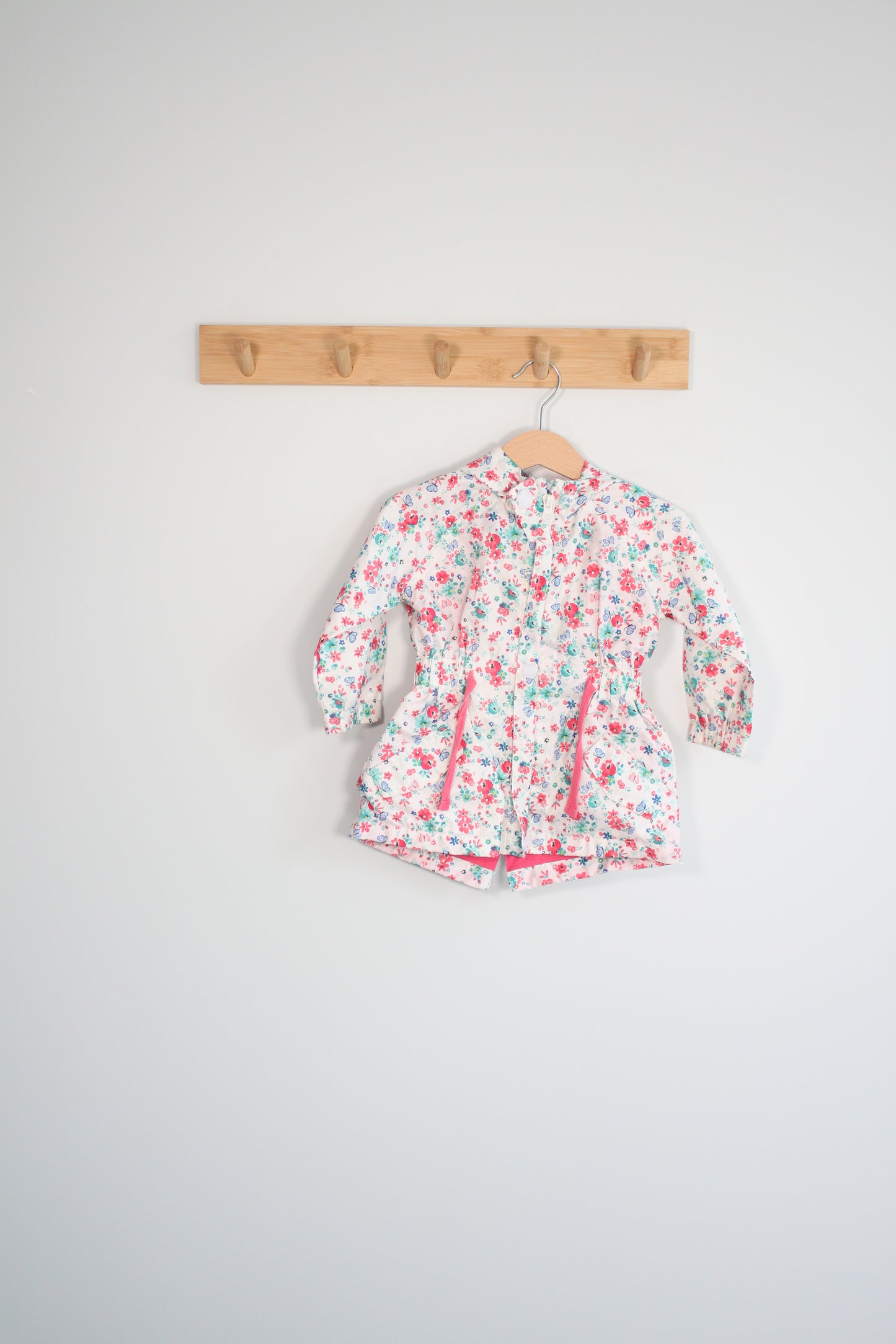 Striukė Young dimension