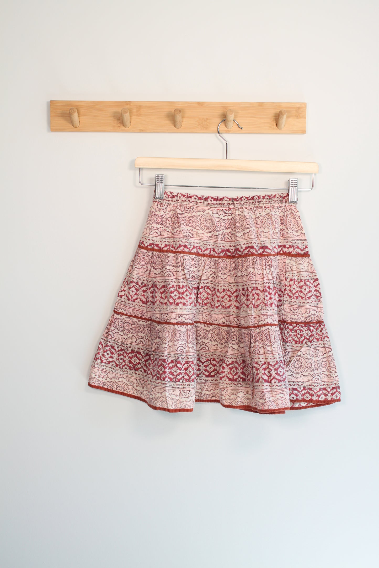 Sijonas Crazy Elephant