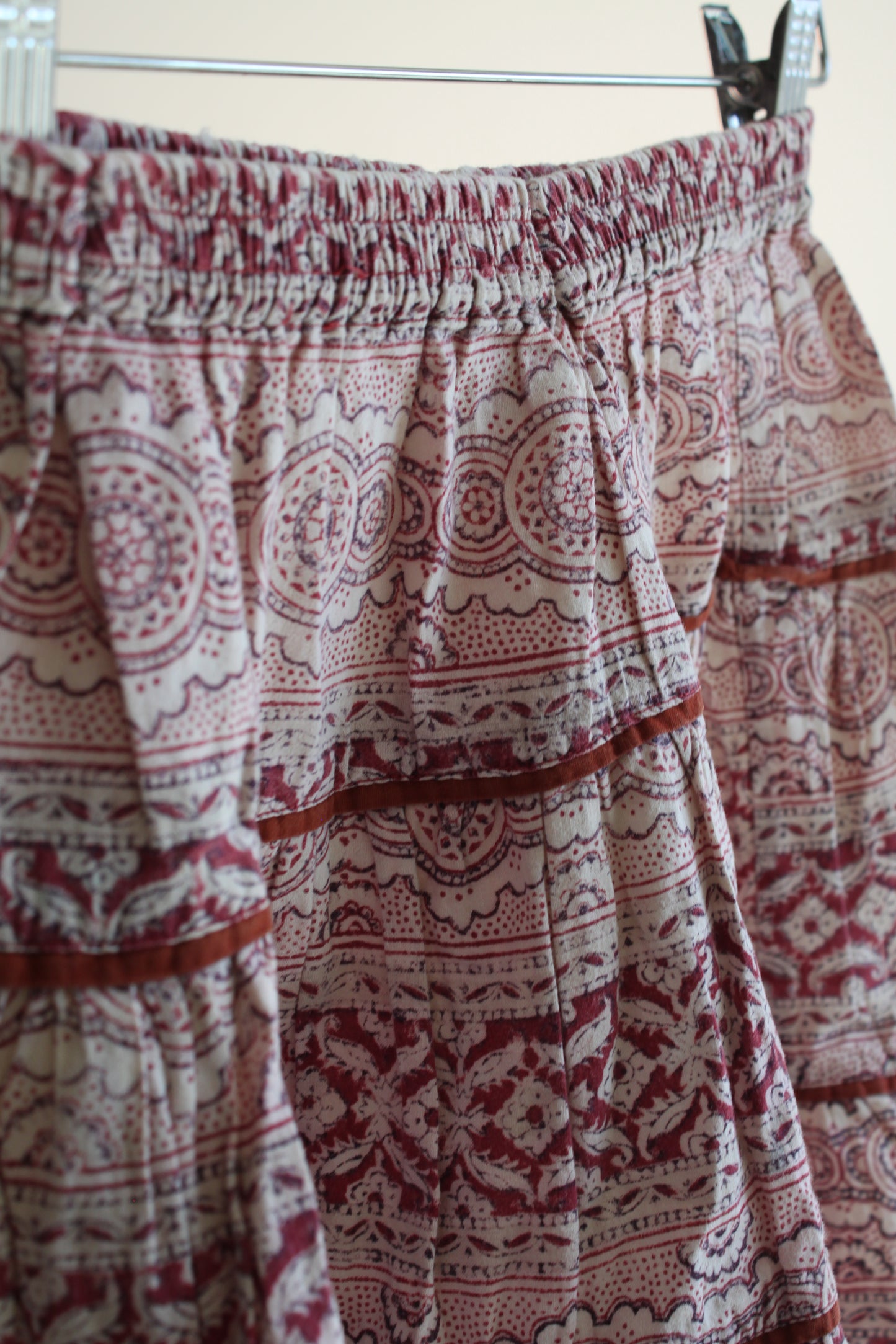 Sijonas Crazy Elephant