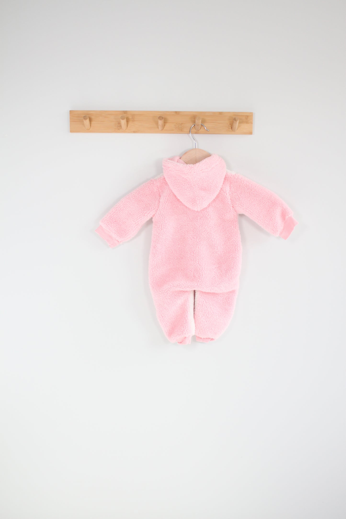 Kombinezonas Pe'pedini