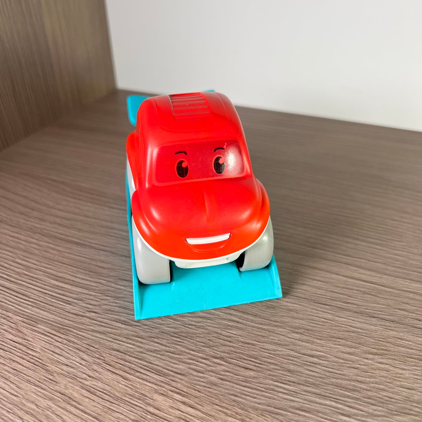 Mašinėlė linksma besivartanti