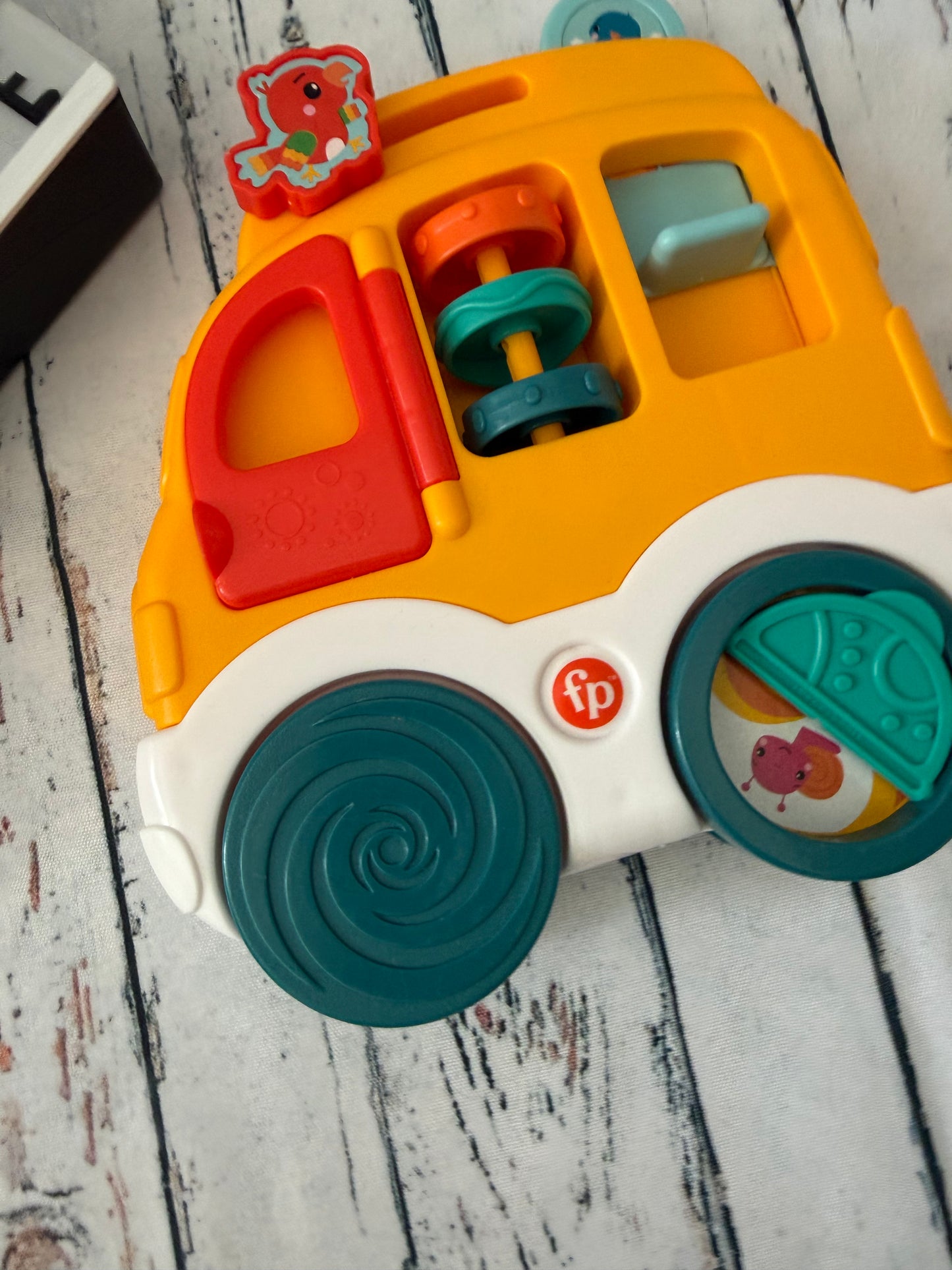 🚌💛 Fisher-Price lavinamasis autobusiukas