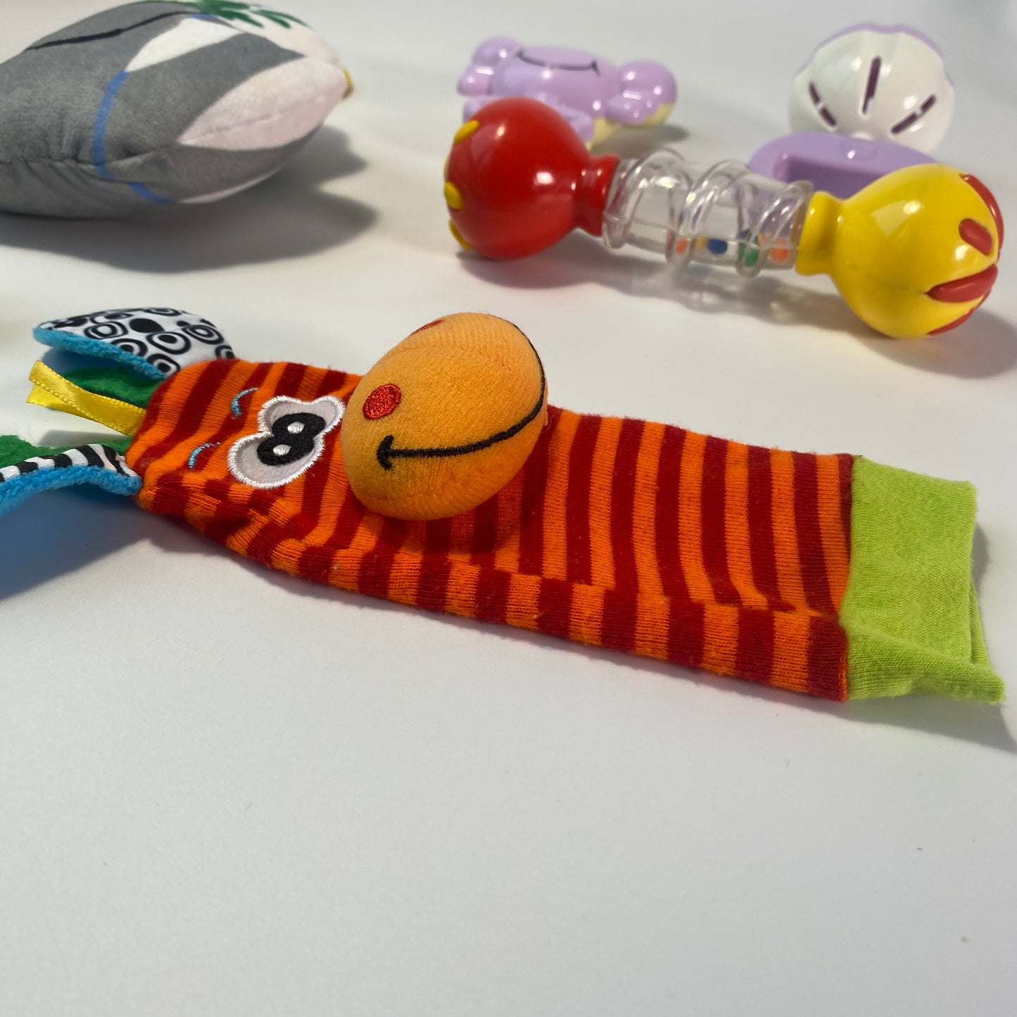 Lavinamų žaisliukų rinkinys "Švelnus pasaulio pažinimas"