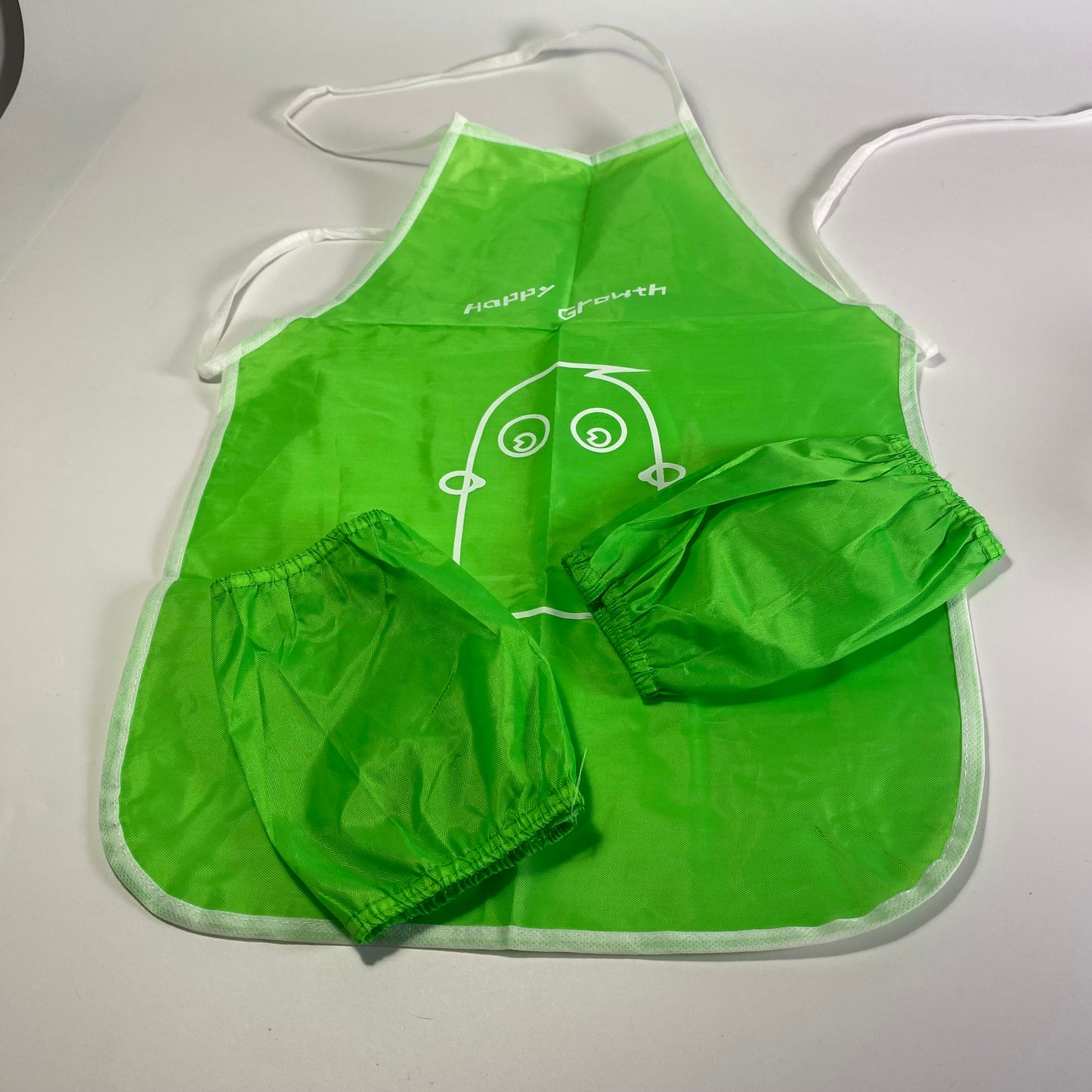 Prijuostė kūribiniams darbams