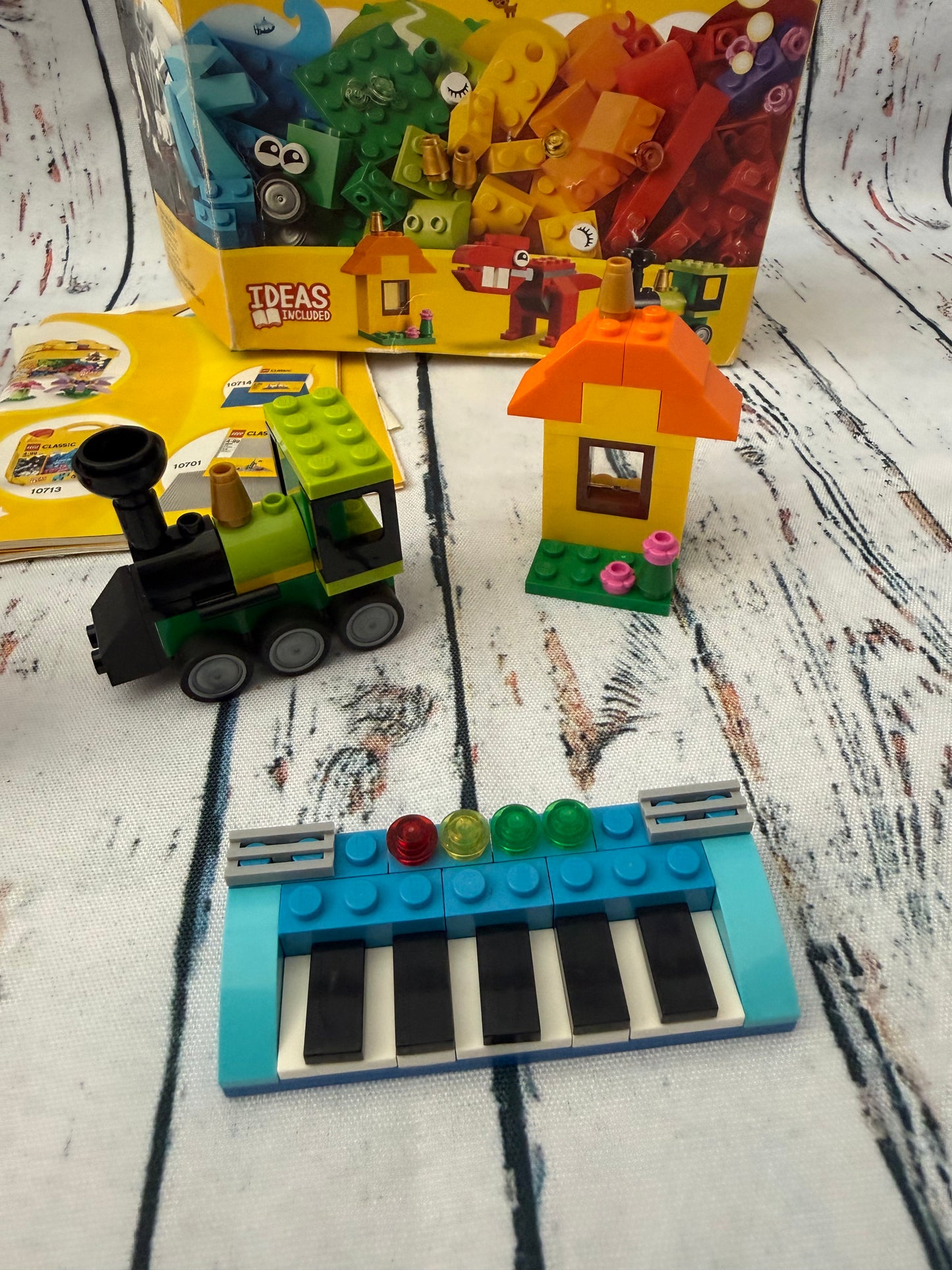 🧱🌈 LEGO® Classic kūrybinis rinkinys 11001