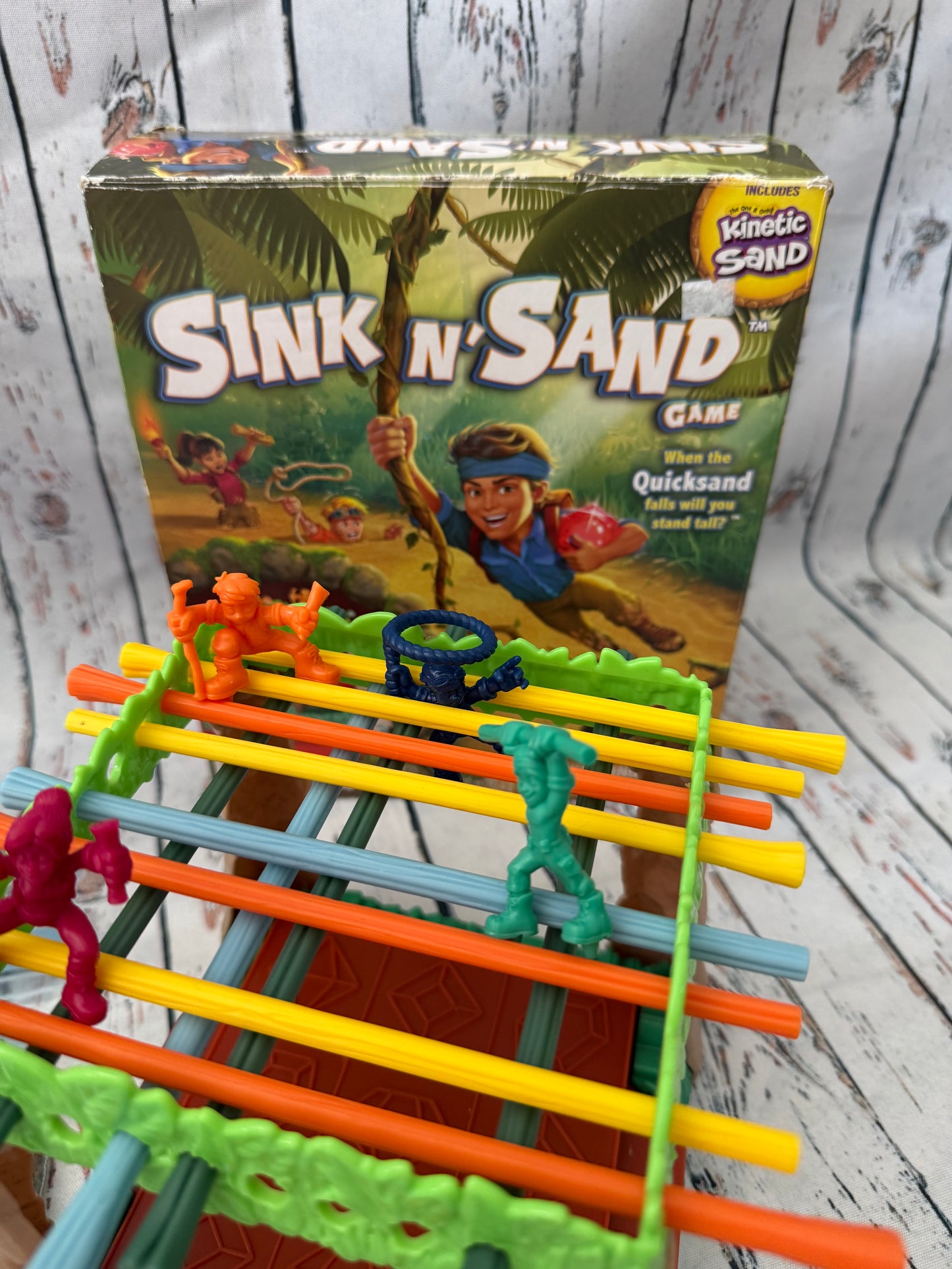 🌴🎲 Sink N' Sand stalo žaidimas