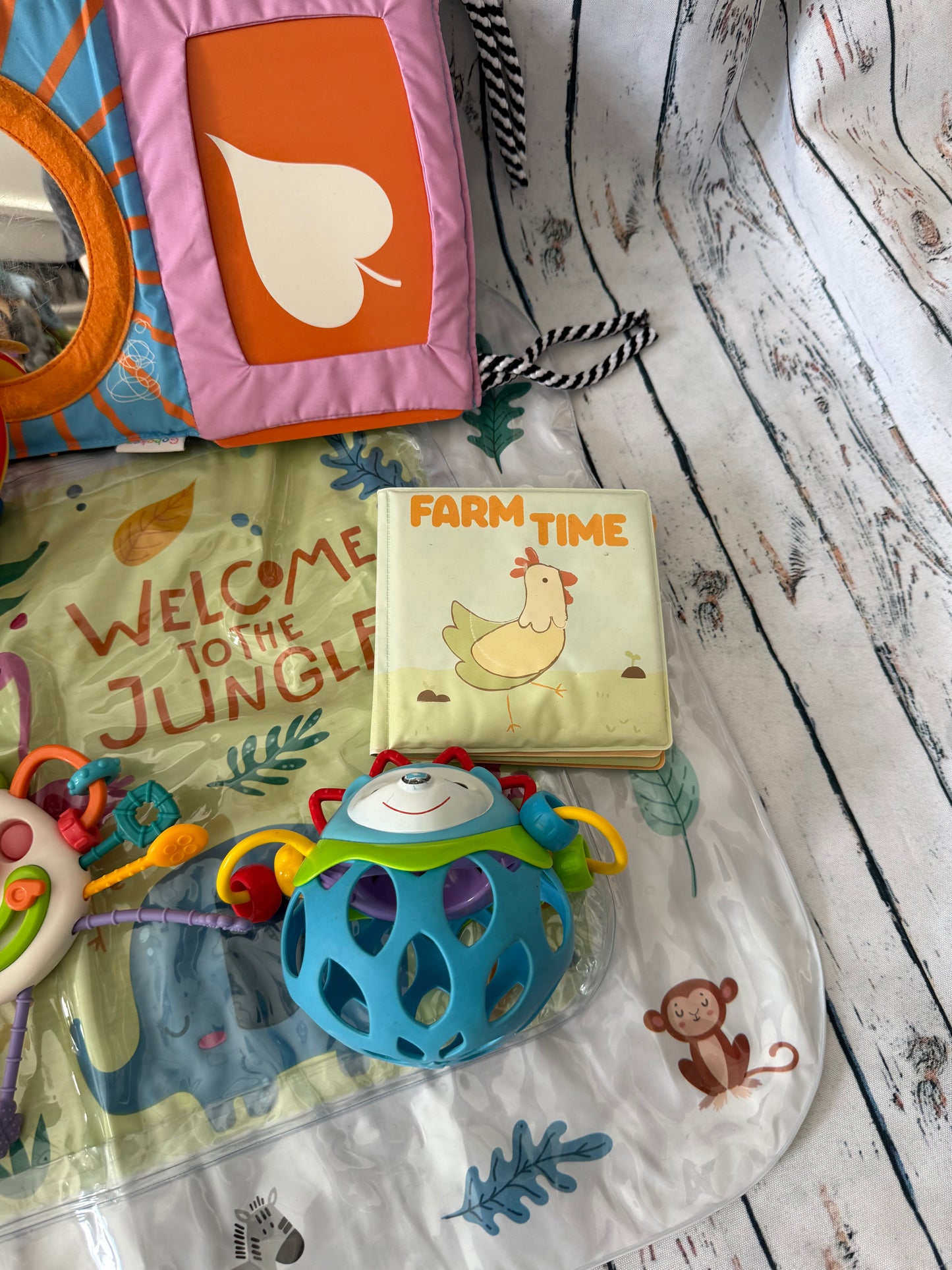 👶🌈 Lavinamųjų ir sensorinių žaislų rinkinys mažyliui