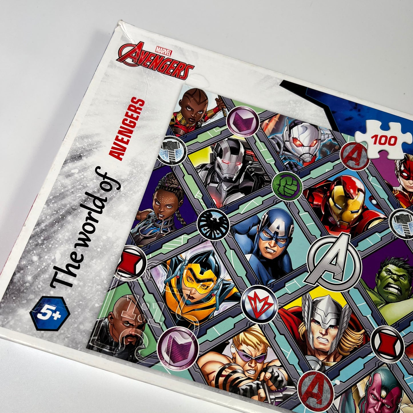 Dėlionė Avengers, Trefl, 100 dalių