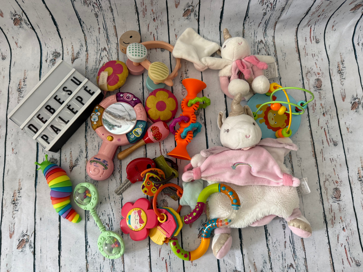 🧸🎀 Barškučių ir sensorinių žaisliukų rinkinys kūdikiui