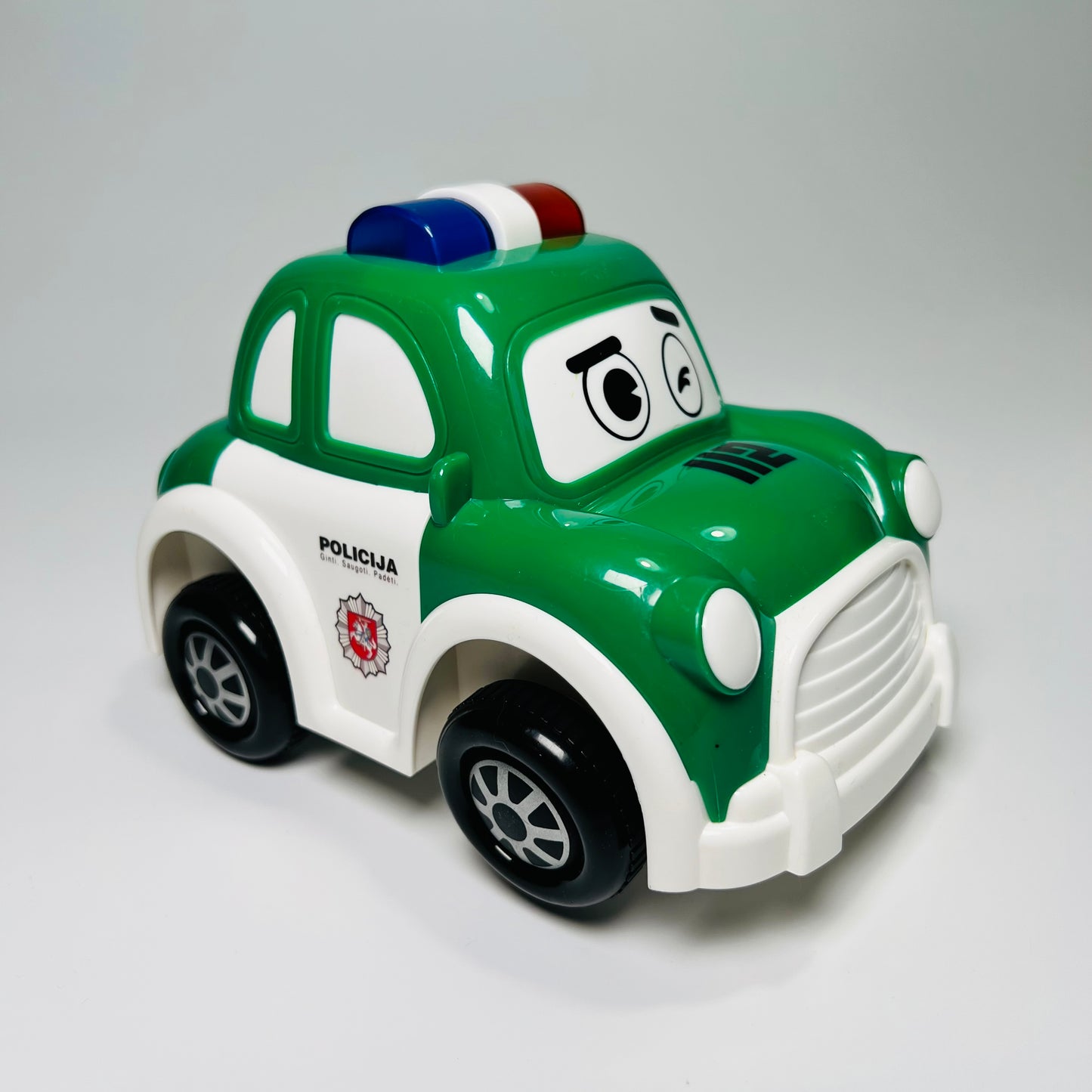Interaktyvus policijos automobilis, Bo