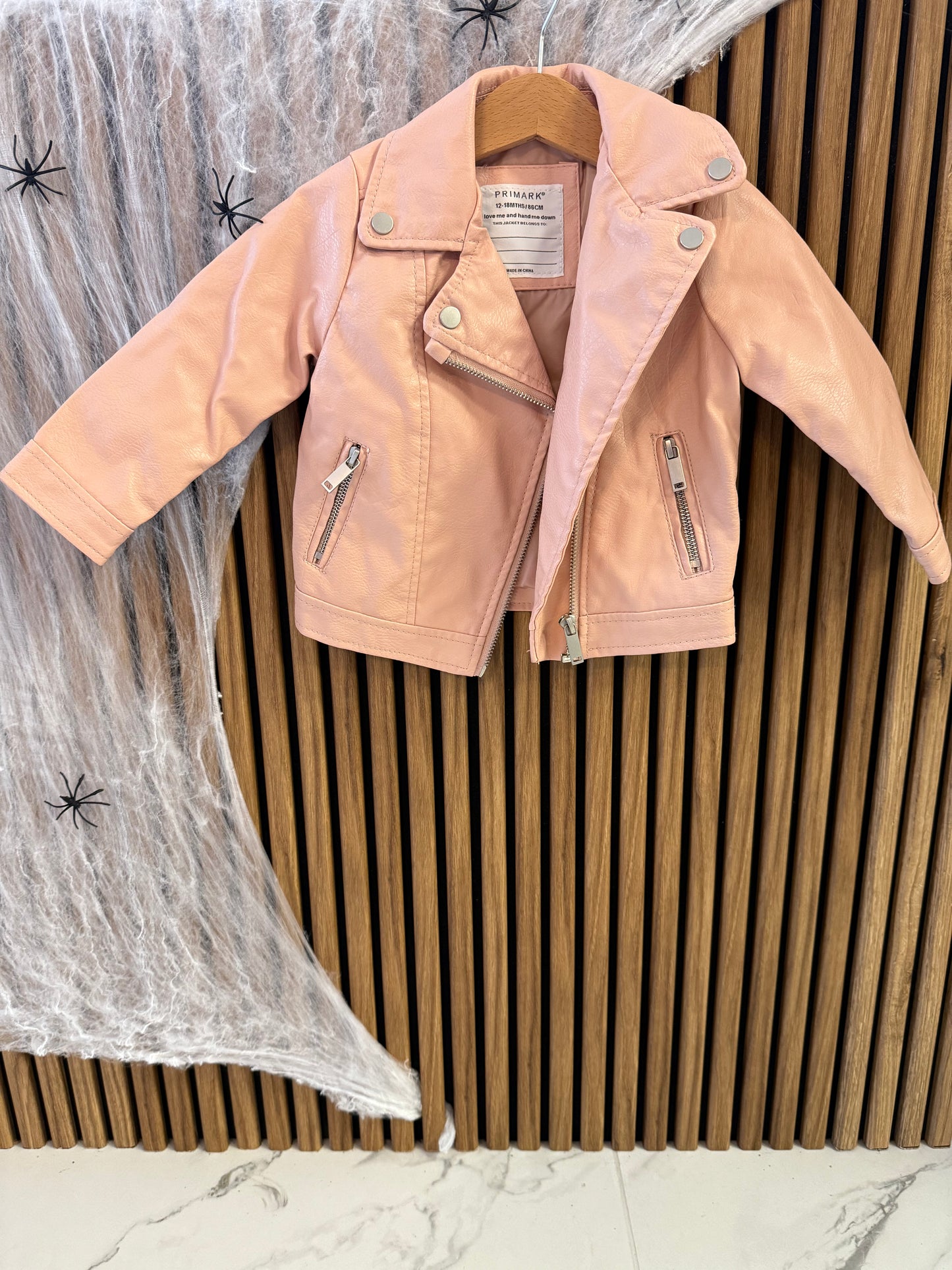 Odinė striukė Primark