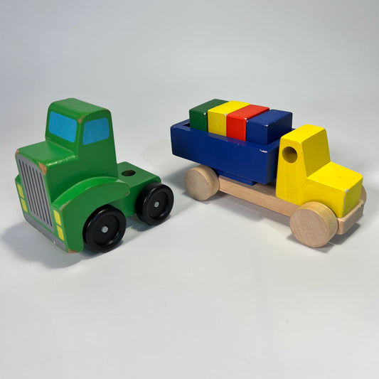 Mediniai sunkvežimiai