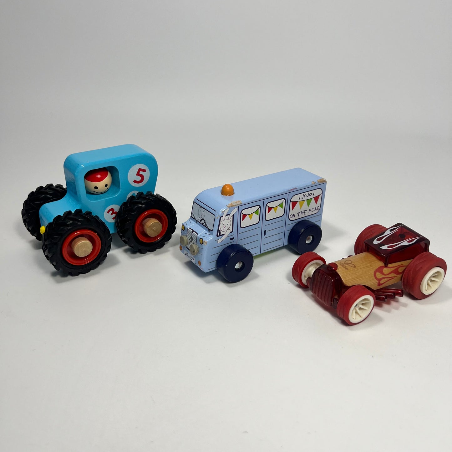 Mažų automobilių rinkinys