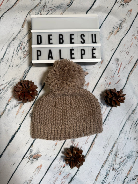 Kepurė su bumbuliuku