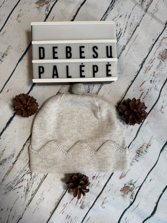 Kepurė su bumbuliuku