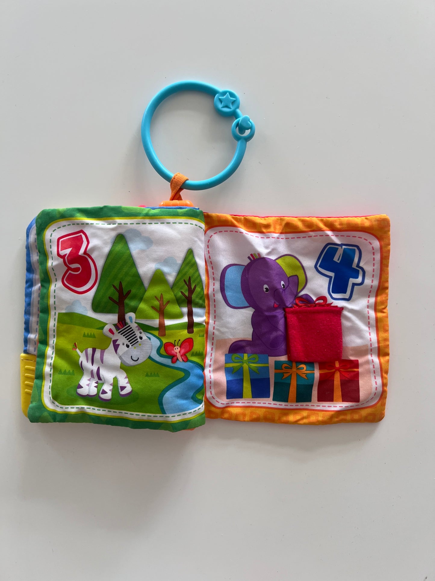Knygelė Little pals, WinFun