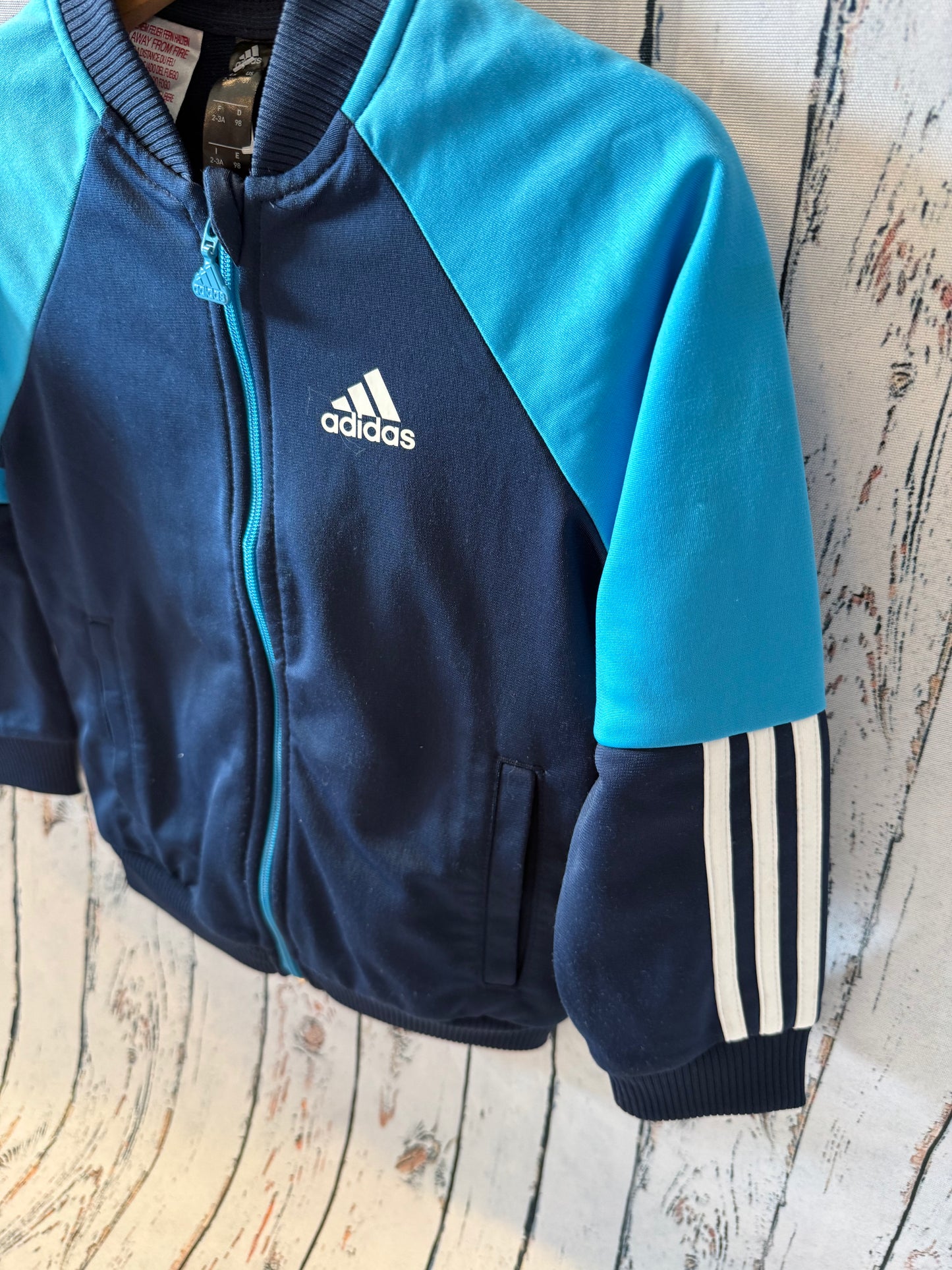 Megztinis Adidas