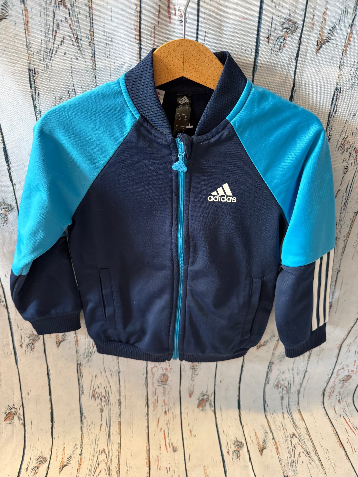 Megztinis Adidas