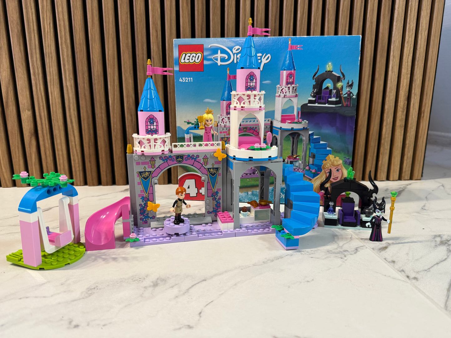 LEGO rinkinys „ Disney Auroros pilis“ 43211 🏰✨