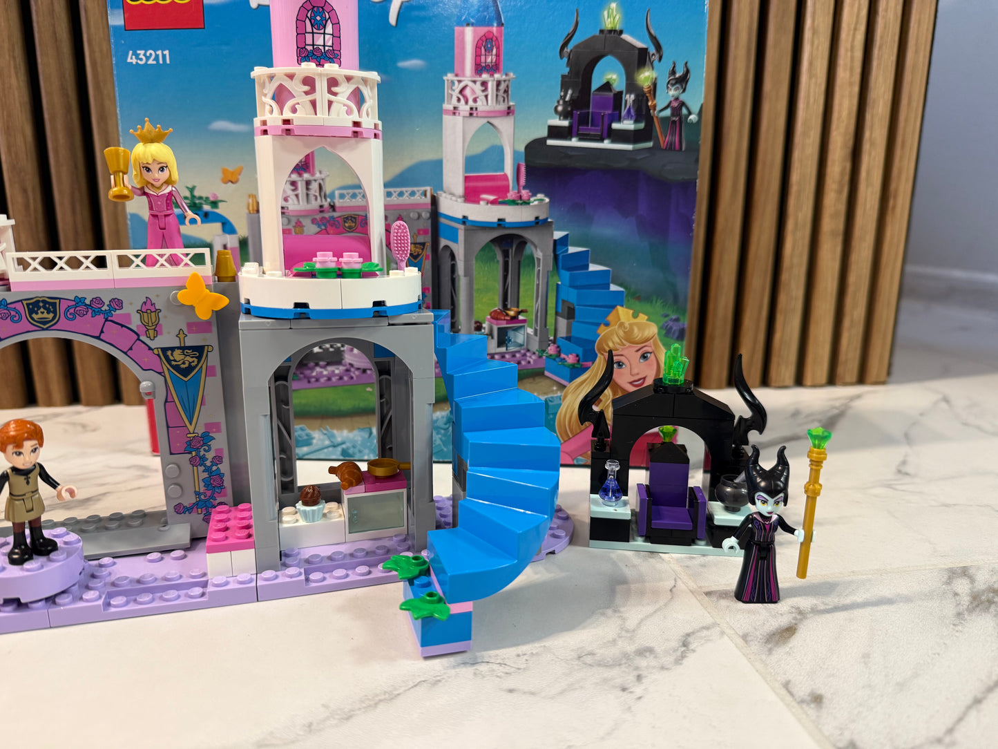 LEGO rinkinys „ Disney Auroros pilis“ 43211 🏰✨