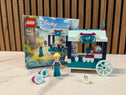 LEGO rinkinys „Elsos ledų vežimėlis“ 43234 ❄️🍦